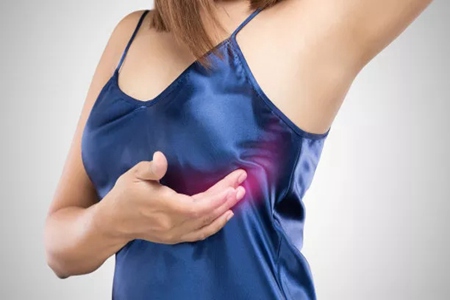 用手摸怎么确认是乳腺增生？乳腺癌和乳腺增生的症状区别