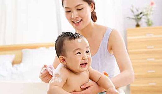 纸尿裤用到几岁？没有时间标准,主要看宝宝有没有掌握几个技能