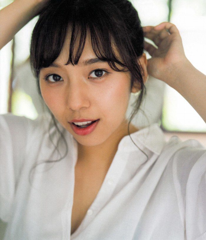性感轻熟女风格！乃木坂46长发御姐「新内眞衣」成熟抚媚气息超致命不小心就晕船了
