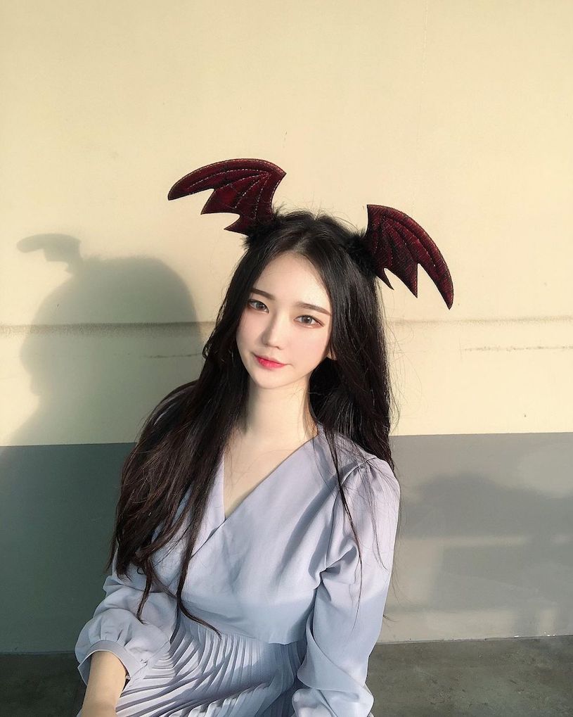 希望「yeonee._.w」未来能多和我们分享灿笑的美照，实在是很让人融化啊～