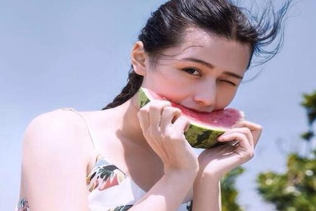 来月经可以吃西瓜吗？这三个女人月经吃西瓜的危害