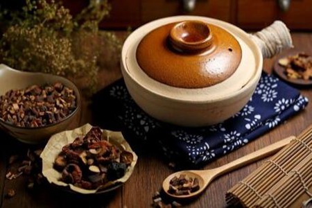 经期可以喝中药吗？经期服用中药时注意事项