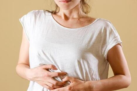 女生哪些行为会导致不孕？这四种行为会引发不孕症状