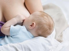 【母乳性腹泻】母乳性腹泻的原因_母乳性腹泻怎么办
