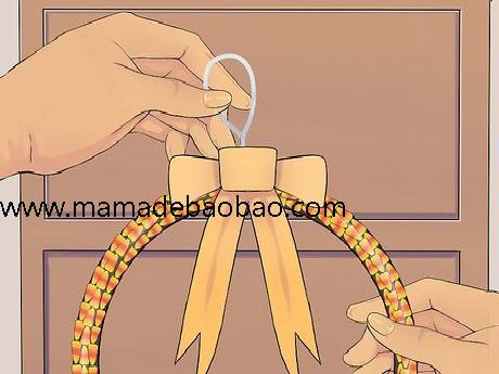 6种方法来制作一个花环（橙色与黑色花环）