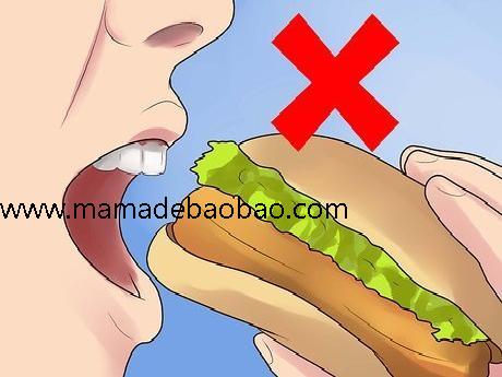 如何减大腿: 8 步骤（饮食，适合的运动）